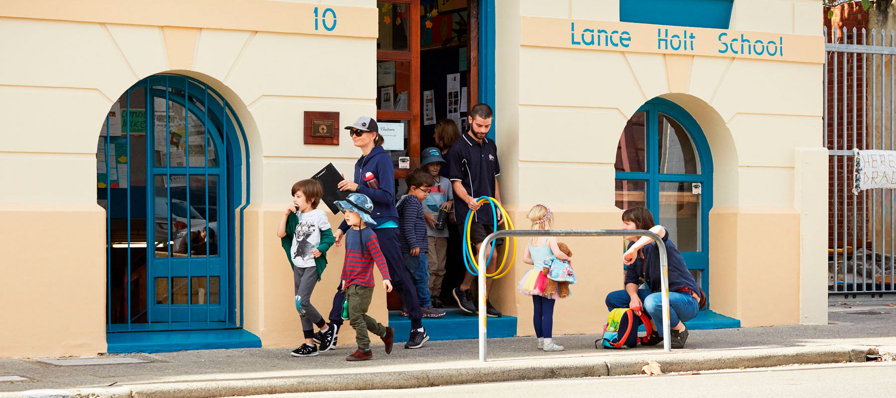 outside lance holt community school fremantle