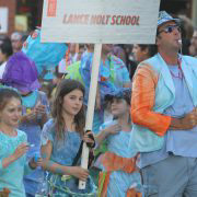 lance holt school primary students at the fremantle festival parade marching