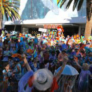 lance holt fremantle primary school students assembled before the parade